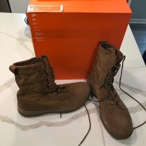 Men’s Nike SFB Field 8” Leather boots